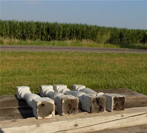 4 Balusters White Wood Architectural Salvage Spindles Porch Post House Trim W,