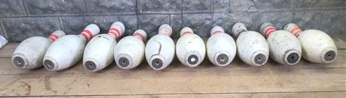 10 WIBC ABC Approved Plastic Coated Bowling Ball Game Pins Game Room Vintage H