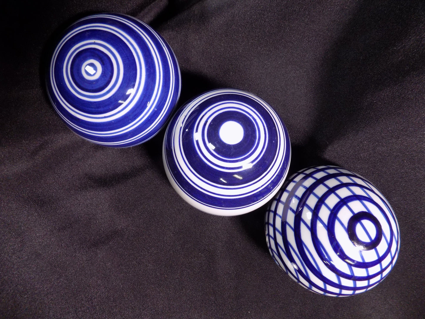 3 Blue & White Striped Balls, 4 Chinese Porcelain Décor, Asian Chinoiserie O,