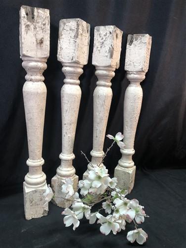 4 Balusters Wood Architectural Salvage Spindles Rustic Farm House Porch A44,