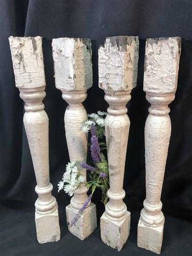 4 Balusters Wood Architectural Salvage Spindles Rustic Farm House Porch A46,