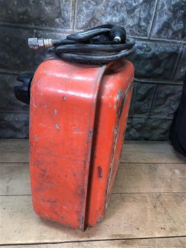 Gas tank - 6 Gallon Chrysler Tote Tank, Gasoline Gas Can, Outboard Boat Motor Vintage E, by The Old Grainery (6 gallon, bo...