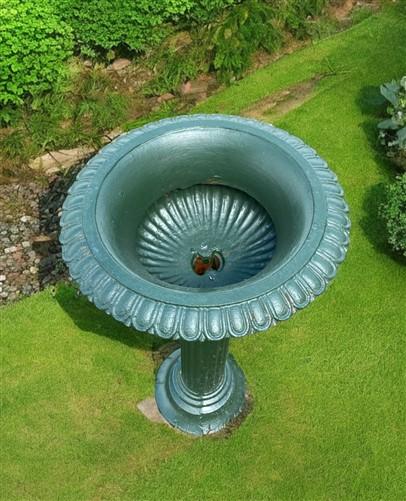 31" Tall Cast Iron Fluted Urn, Flower Pot Planter, Garden Patio Yard Art D1