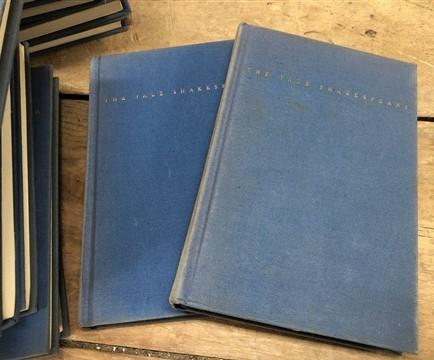 Book collection - The Yale Shakespeare 26 Volumes University Press Hardback Copyrights 1919-1958 by The Old Grainery (26 v...