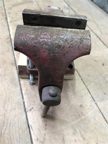 Wilton 3 1/2" Jaw Vise, Vintage Work Bench Table Swivel Anvil Blacksmith Tool A