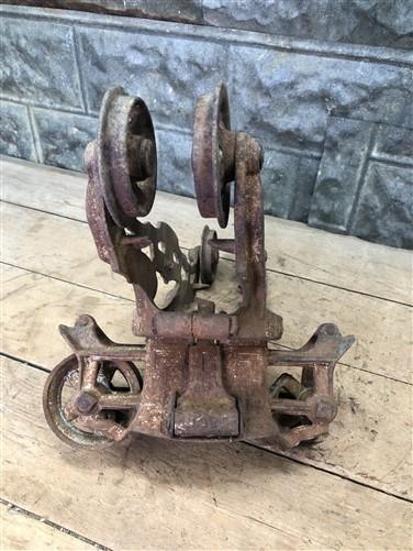 Myers OK Unloader Hay Trolley, Cast Iron Barn Carrier Rustic Vintage Farm Tool H