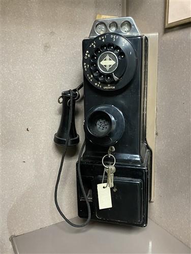 Vintage Telephone Booth, Phone Booth Enclosure Cabinet Glass Doors, Keokuk, Iowa