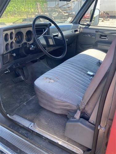 1987 Chevrolet Suburban R20, Silverado, Vintage Vehicle, Titled