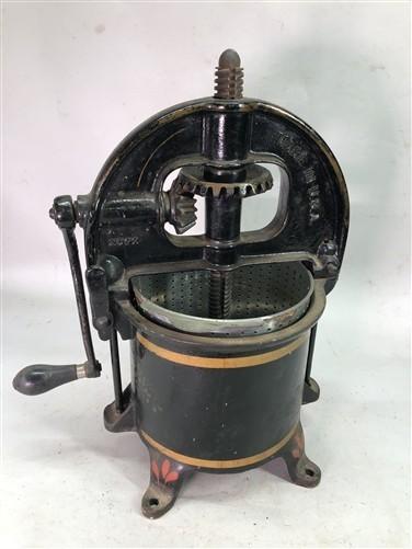 Enterprise 6 Qt No 31 Lard Press Cast Iron Sausage Stuffer Fruit Apple Cider B