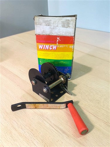 800 LB General Purpose Winch, Vintage Hand Operated Crank Took in Original Box