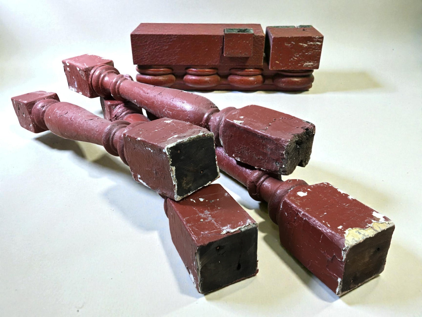 4 Rustic Red Wood Balusters Architectural Salvage Spindles Porch Trim E