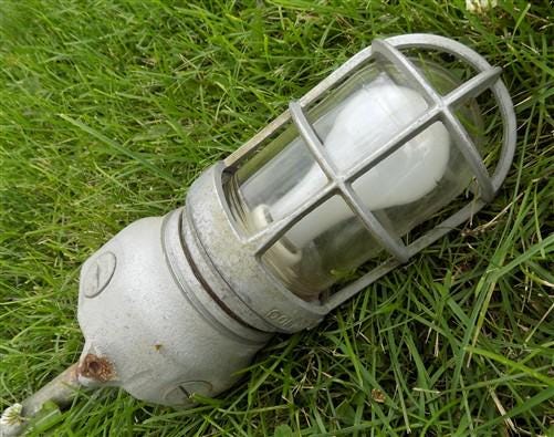 Appleton Electric Form 100 Industrial Light, Explosion Proof Light Fixture