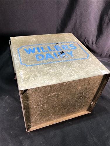 Art & Collectibles > Collectibles > Advertisements - Willers Dairy Galvanized Milk Bottle Tin Box, Vintage Porch Delivery...