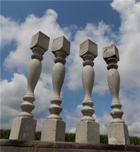 Balusters - 4 Rustic Painted Wood Balusters Architectural Salvage Spindles Porch Trim, A7 by The Old Grainery (Architectur...
