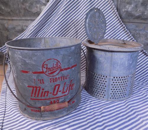 Vintage Bait Bucket -  Canada