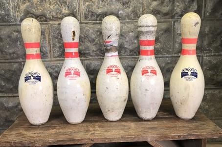 10 WIBC ABC Approved Plastic Coated Bowling Ball Game Pins Game Room Vintage H
