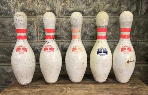 10 WIBC ABC Approved Plastic Coated Bowling Ball Game Pins Game Room Vintage H