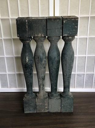 4 Balusters Painted Wood Architectural Salvage Spindles Porch House Trim A51