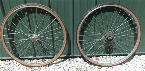 Wheel Parts - Guerciotti Racing Road Track Paolo Bicycle Tire Wheels Ambrosio Durex 19 Elite by The Old Grainery (adult bi...