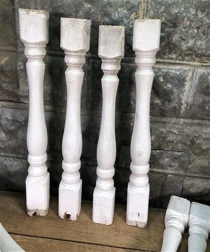 16 White Wood Balusters Reclaimed Spindles Porch Post House Trim C