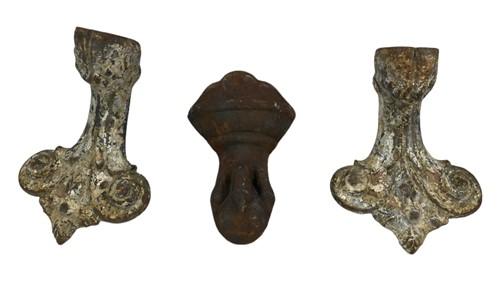 Claw Foot - 3 Clawfoot Tub Feet, Cast Iron Elegant Bathtub, Vintage Table Furniture Legs, M by The Old Grainery (bath room...