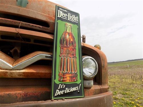 Drink DeeLight Soda Sign, Tin Advertising Sign, Soda Pop Soft Drink Sign
