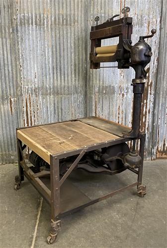 electric wringer washer - Vintage Washing Machine Wooden Electric Wringer Washer, End Table, Laundry Room by The Old Grain...