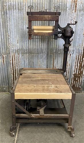 electric wringer washer - Vintage Washing Machine Wooden Electric Wringer Washer, End Table, Laundry Room by The Old Grain...