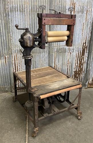 electric wringer washer - Vintage Washing Machine Wooden Electric Wringer Washer, End Table, Laundry Room by The Old Grain...