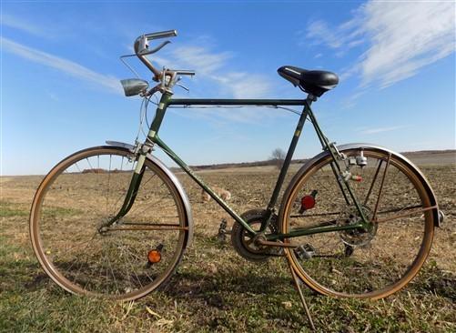Bicycle - 1972 Schwinn Varsity Mens Bicycle, Serial No# FH029095, Chicago Built Mens Bike, by The Old Grainery (1972, 5 Sp...
