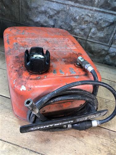 Gas tank - 6 Gallon Chrysler Tote Tank, Gasoline Gas Can, Outboard Boat Motor Vintage E, by The Old Grainery (6 gallon, bo...