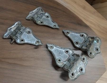 Hinges - Ice Box Hardware, Vintage Latch Door Hinge, Salvage Cooler Chest Handle Lock Z, by The Old Grainery (2 pair, ches...