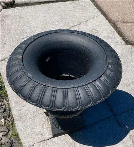 39" Tall Cast Iron Fluted Urn, Flower Pot Planter, Garden Patio Yard Art B1
