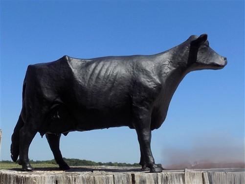 Cast Iron Cow Doorstop, Butcher Shop Advertising, Farm Art Milk Cow Bull Statue