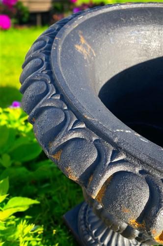Garden urn - 27" Tall Cast Iron Fluted Urn, Flower Pot Planter, Garden Patio Yard Art, P1 by The Old Grainery (aluminum, A...