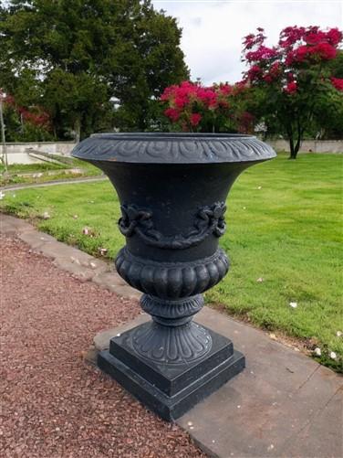 Garden urn - 17" Tall Cast Iron Fluted Urn, Flower Pot Planter, Garden Patio Yard Art G1 by The Old Grainery (aluminum, Ar...