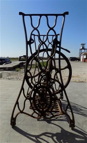 Treadle base - Antique Singer Cast Iron Sewing Machine Base Treadle Table Stand Industrial QV, by The Old Grainery (Antiqu...