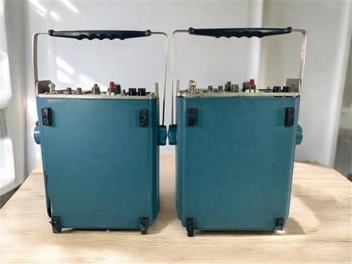 Pair Tektronix 1502 TDR Cable Testers, Vintage Ham Radio, Untested Parts/Repair