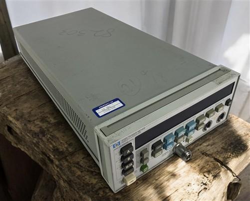 HP 438A Power Meter, Hewlett Packard RF Microwave, Vintage Ham Radio, B