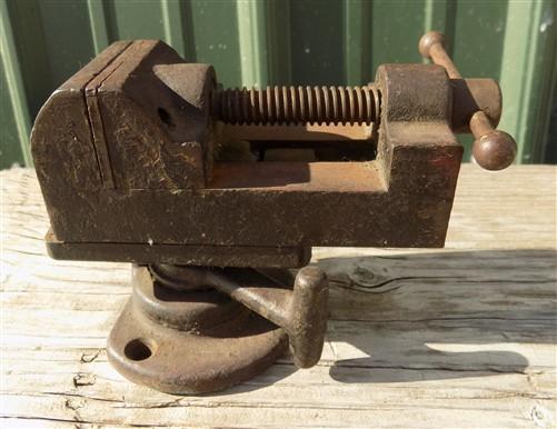 machinist Tool - North Bros Yankee 2" Vise, Vintage No 1993 Swivel Base Machinist Vise, by The Old Grainery (1993, 2 inch,...