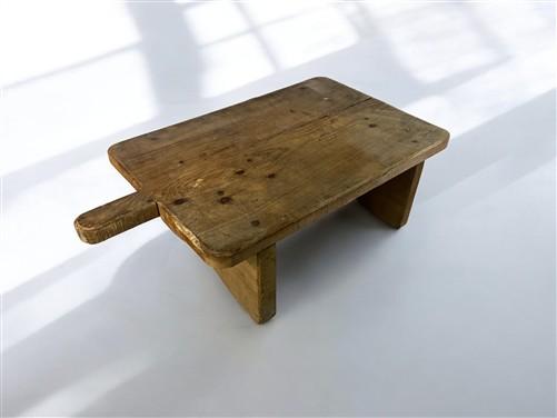 Wood Bread Board on Legs, Footed Cutting Board, Rustic Chopping Serving Board D,