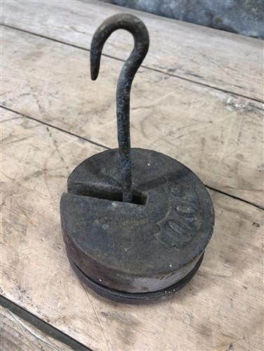 Round Hanging Small Scale Weights, Vintage Metal Industrial Fairbanks Morse A83,