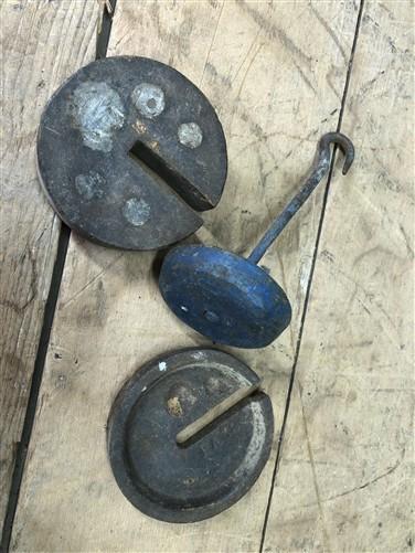 Round Hanging Small Scale Weights, Vintage Metal Industrial Fairbanks Morse A83,