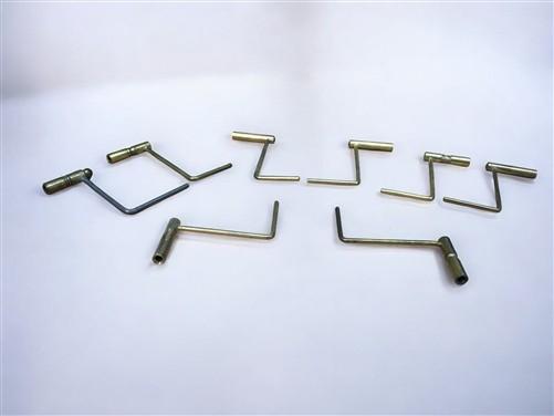 Clock parts - Brass Kitchen Clock Key Lot, Vintage Wind Up Clock Keys, Clockmaker Replacements by The Old Grainery (Brass,...