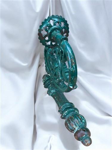 Ornate Cast Iron Plant Lamp Bracket, Vintage Wall Mount Garden Plant Holder B,