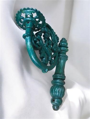 Ornate Cast Iron Plant Lamp Bracket, Vintage Wall Mount Garden Plant Holder C, by The Old Grainery (21 in, 6 in, dna)