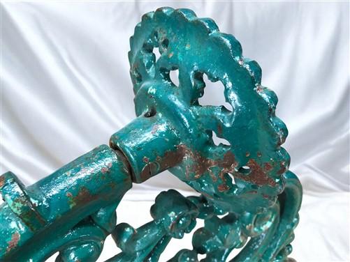 Ornate Cast Iron Plant Lamp Bracket, Vintage Wall Mount Garden Plant Holder D,
