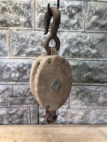 Block Pulley, Vintage Wood Cast Iron Rustic Farm Barn Hay Trolley Carrier A7