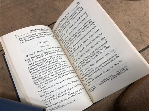 Book collection - The Yale Shakespeare 26 Volumes University Press Hardback Copyrights 1919-1958 by The Old Grainery (26 v...