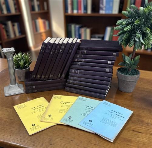 Book - Modern Business Alexander Hamilton Institute 23 Vol 196-1968 Leather Set B by The Old Grainery (1960s book collecti...